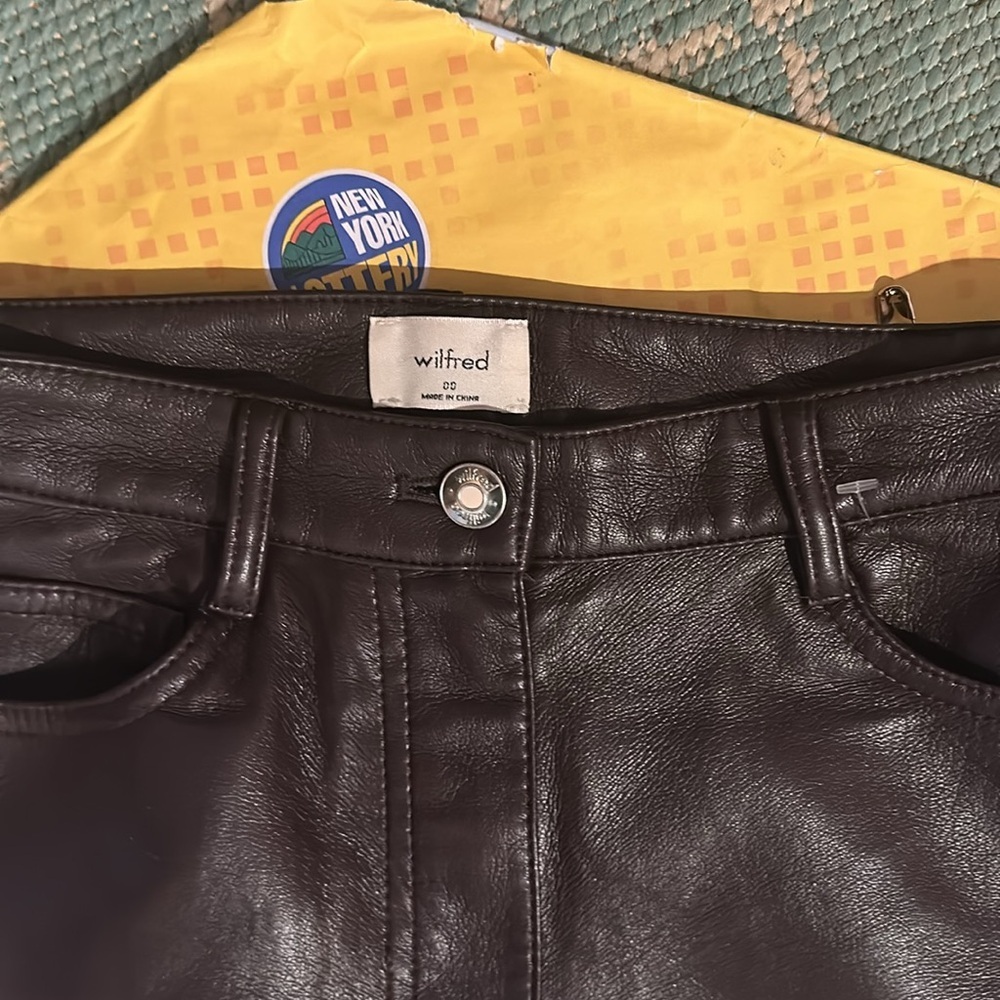 Wilfred Dark faux Leather Pants - Picture 9 of 11